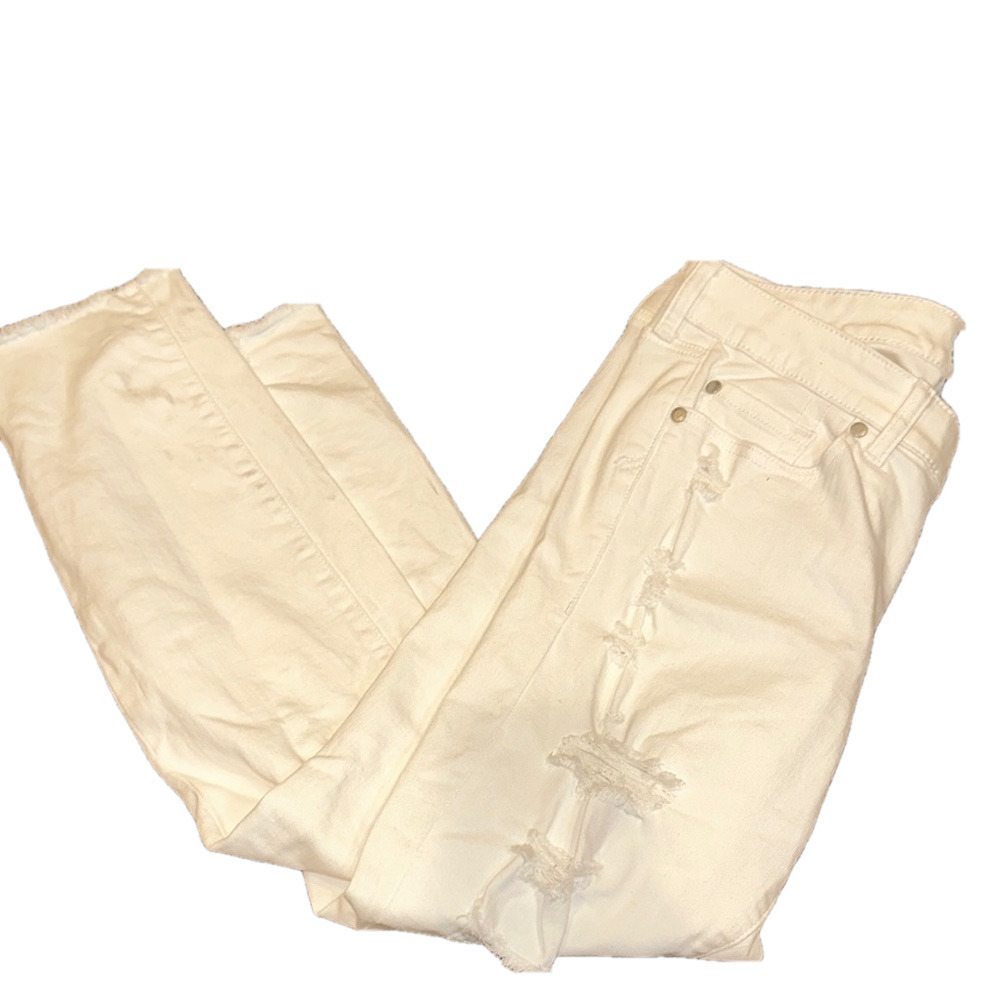TORRID CROP BOYFRIEND VINTAGE STRETCH WHITE DISTRESSED JEANS